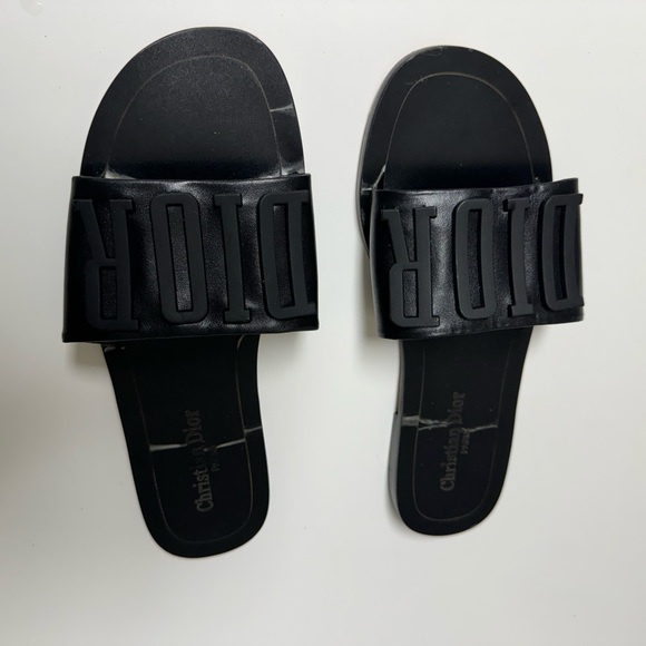 Christian Dior DiorRevolution Slides - Picture 4 of 8